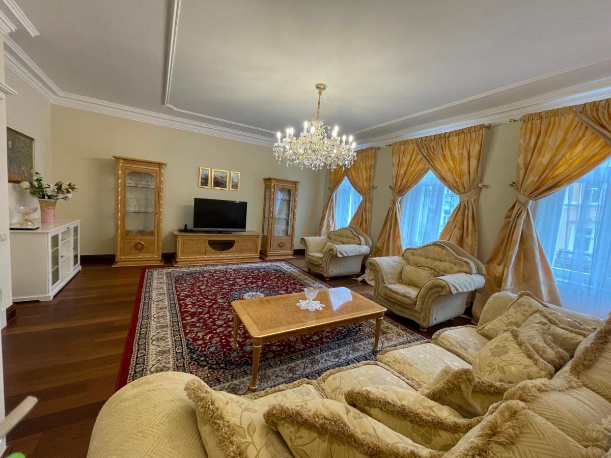 Apartma Premium Карлові Вари Екстер'єр фото